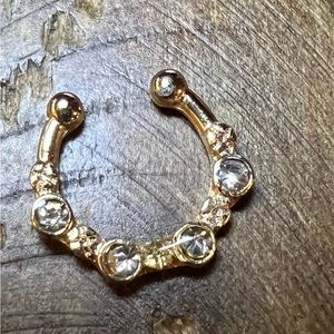 Fake septum body jewelry